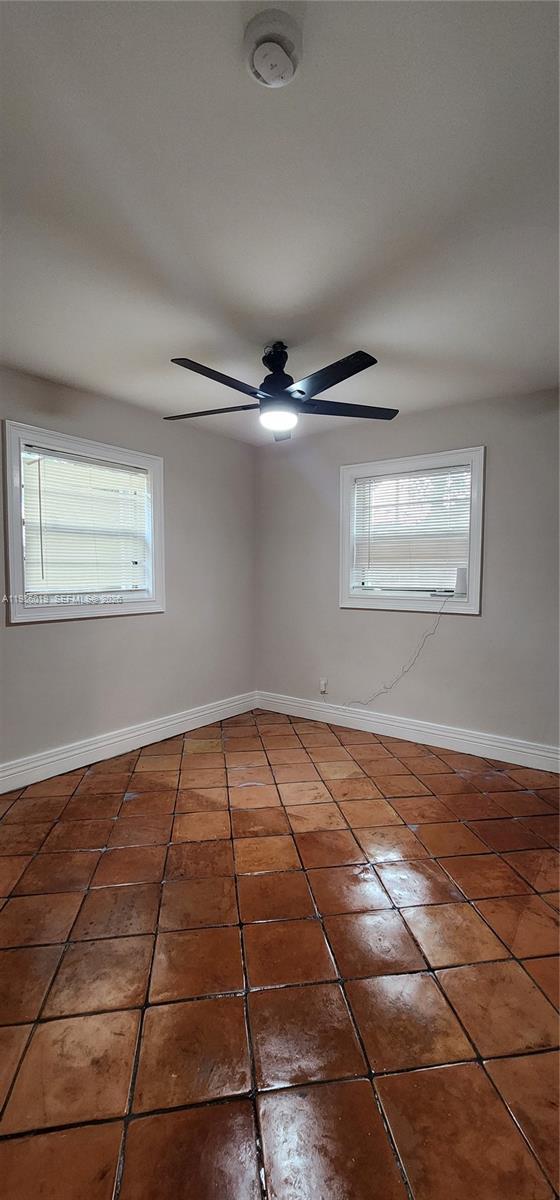 Building Photo - 2964 NE 12th Terrace