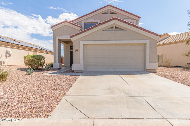 Building Photo - 1009 S 239th Dr
