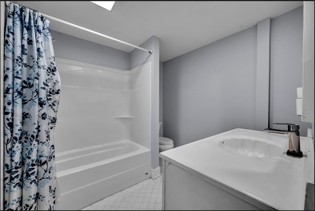 Building Photo - 3244 Warringwood Dr