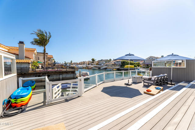 Building Photo - 3810 W Hemlock St