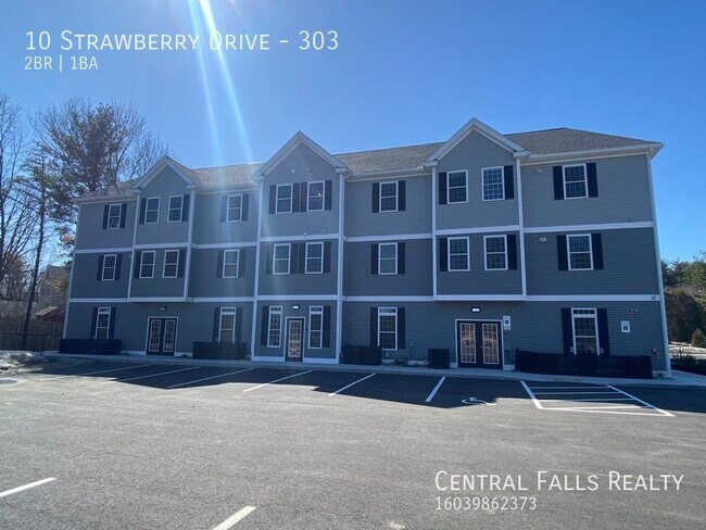 Building Photo - 10 Strawberry Dr