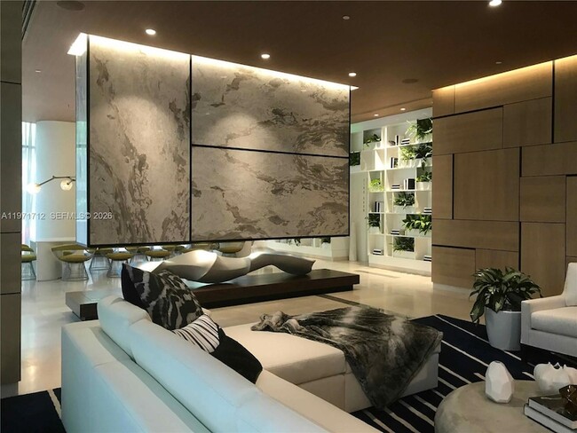 Building Photo - 45 SW 9th St