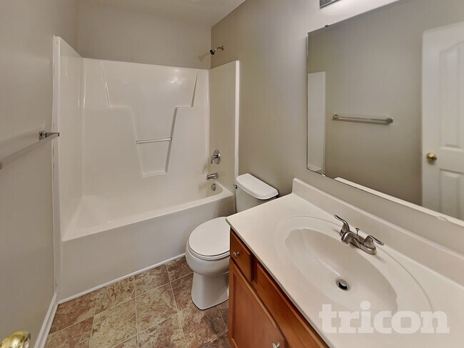 Building Photo - 142 Jacobs Woods Cir