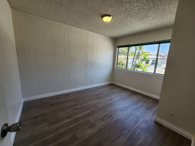 Building Photo - Costa Serena 55+.  3 Bedrooms/2 full baths