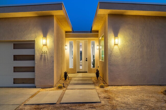 Building Photo - 361 W Sunview Ave