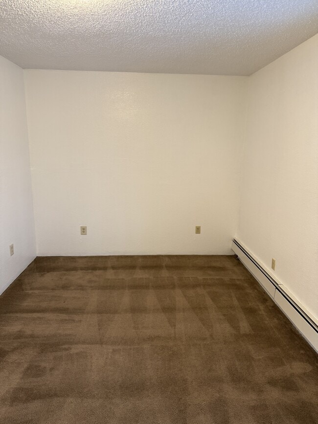 Building Photo - 2663 S Turner St