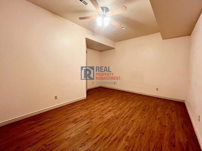 Building Photo - 5094B W 109th Cir