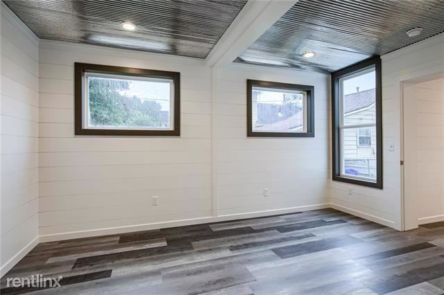 Building Photo - 3 br, 2 bath House - 7607 Jefferson Street