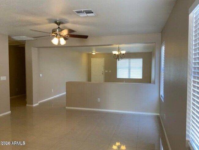 Building Photo - 11587 N 153rd Dr