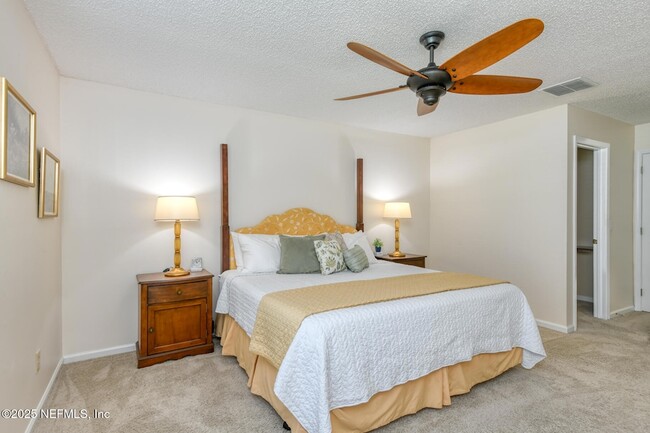 Building Photo - 7596 Fawn Lake Dr N