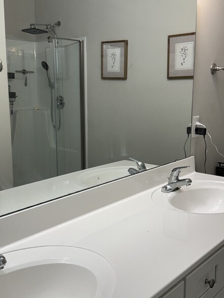 Building Photo - 1456 Lanterns Rest Rd