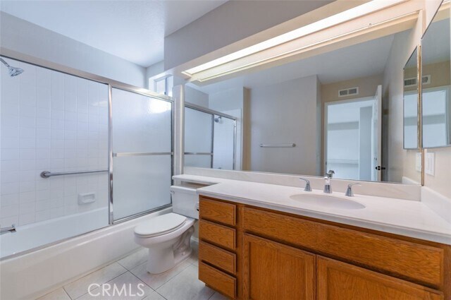 Building Photo - 8 Bayview