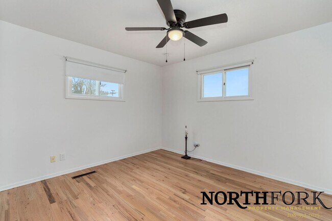 Building Photo - 4-Bedroom Home with Pasture Option in Nampa