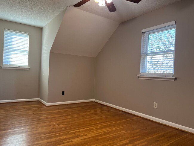 Building Photo - 6521 Corsica Dr