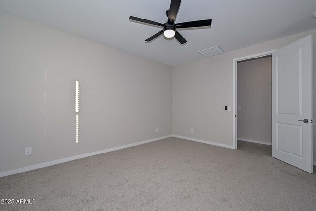 Building Photo - 17619 W Monroe St