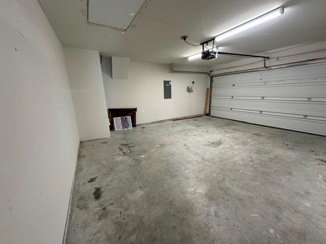Building Photo - 1202 Meadow Wood Ct