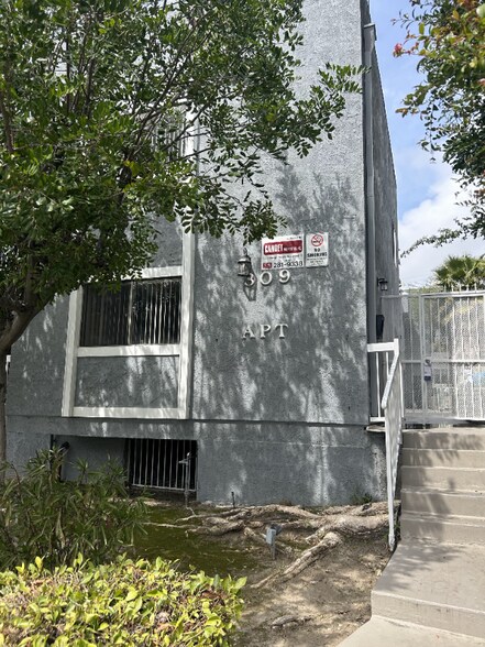 Building Photo - 309 E Elk Ave