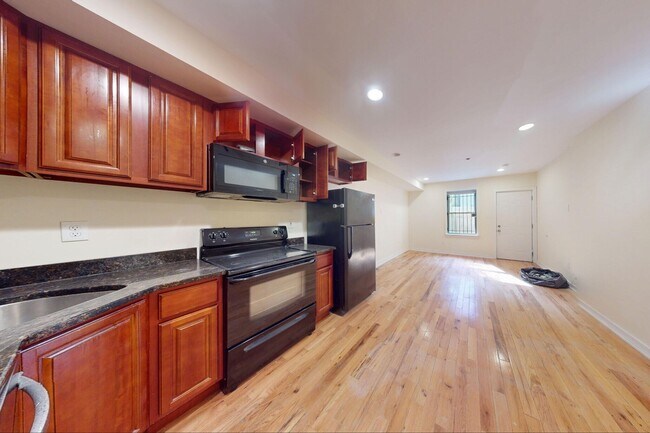 Building Photo - 1526 N Carlisle St