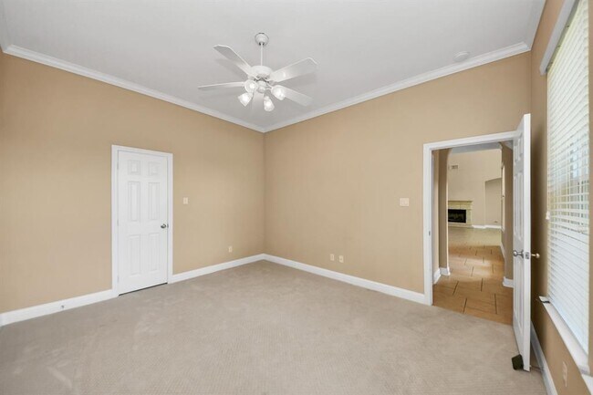 Building Photo - 7011 Monarch Lake Ln