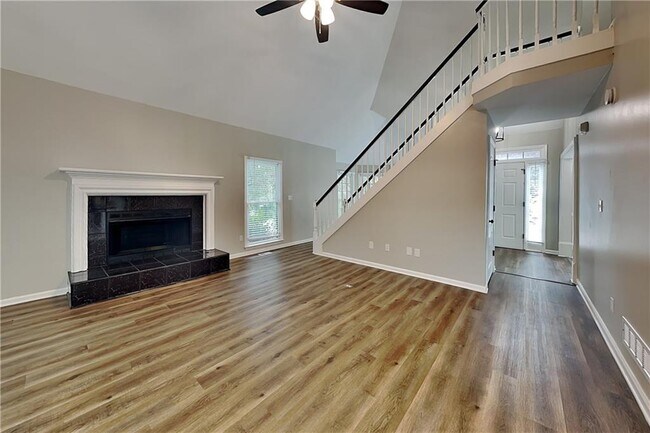 Building Photo - 4240 Moccasin Trail