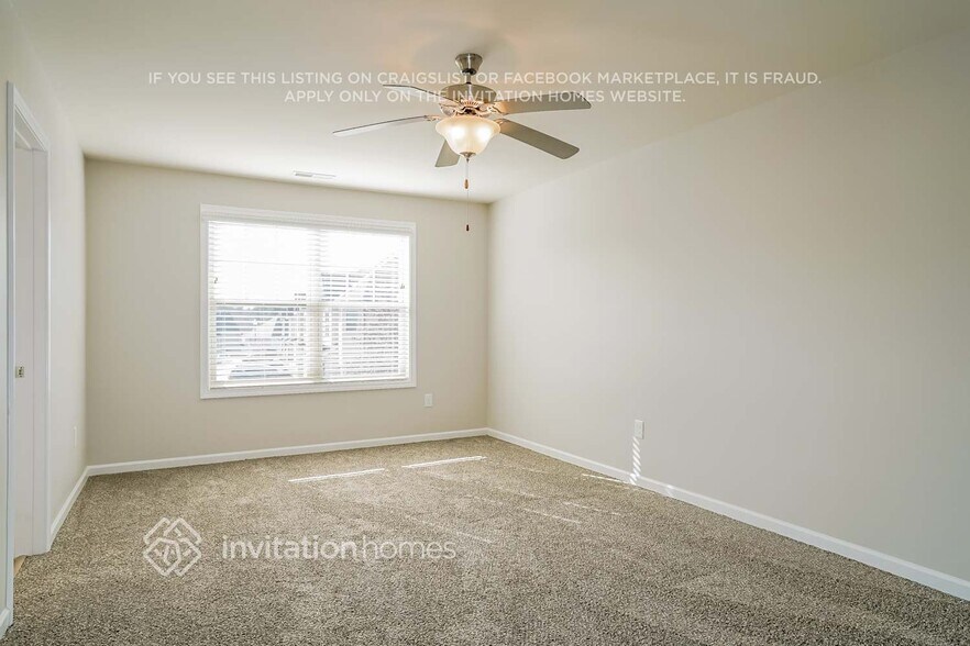 Building Photo - 7808 Weathered Oak Way