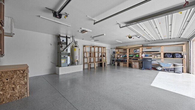 Building Photo - Spacious 3-Bed Ranch Home w/ 3-Car Garage & RV Parking In Quiet North Grand Junction Neighborhood