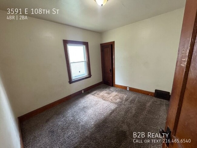 Building Photo - 3591 E 108th St
