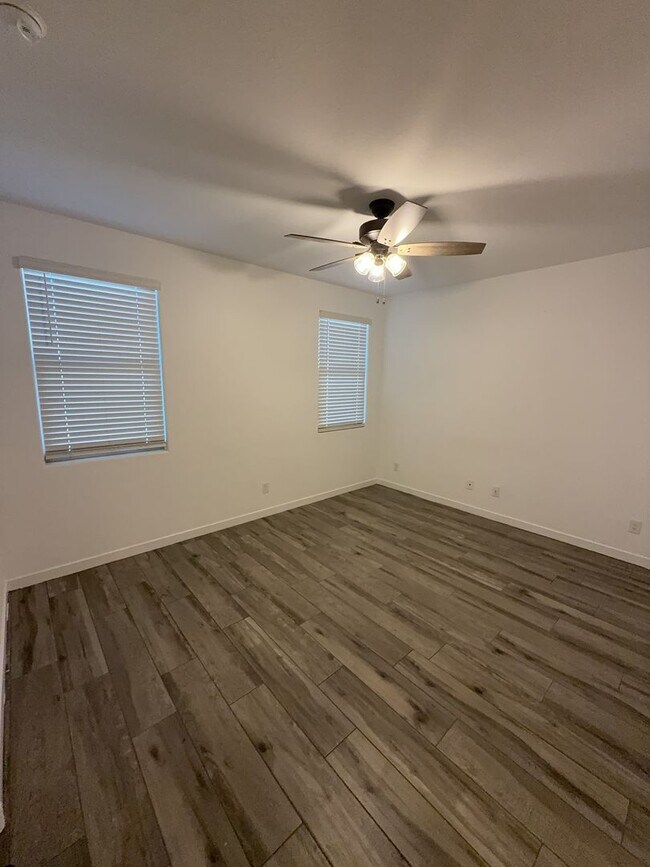 Building Photo - 24596 N 170th Dr