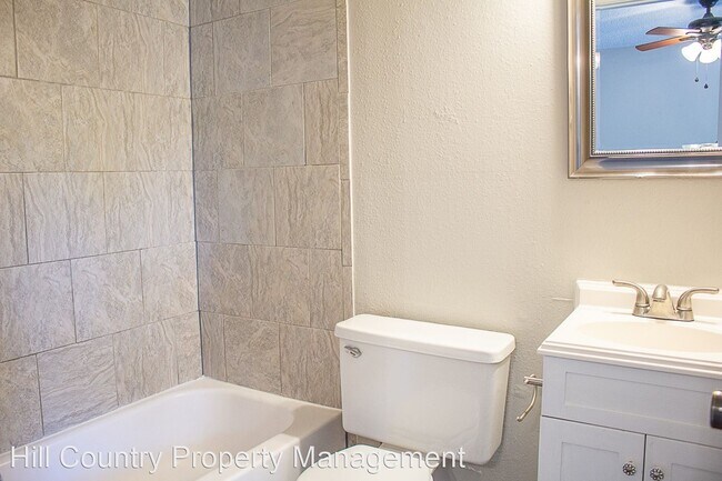 Building Photo - 3 br, 2 bath House - 612 Great Britain Blvd.