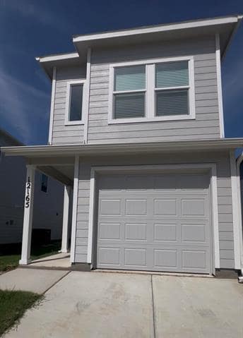 Building Photo - 12165 Steeplechase Dr