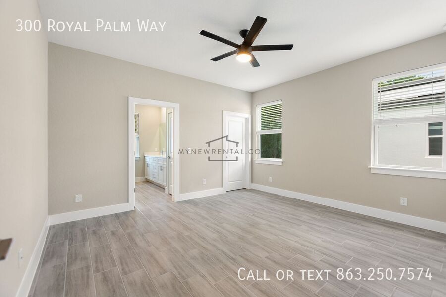 Building Photo - 300 Royal Palm Wy