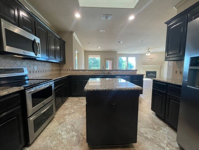Building Photo - 4605 Hidden Meadows Trail