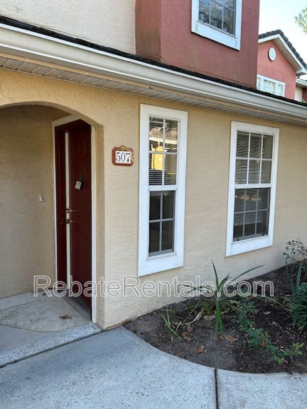 Building Photo - 10075 Gate Pkwy N