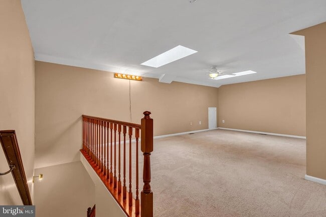 Building Photo - 31 Fair Acres Ct
