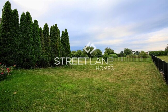 Building Photo - Charming 4 Bedroom in Pickerington!