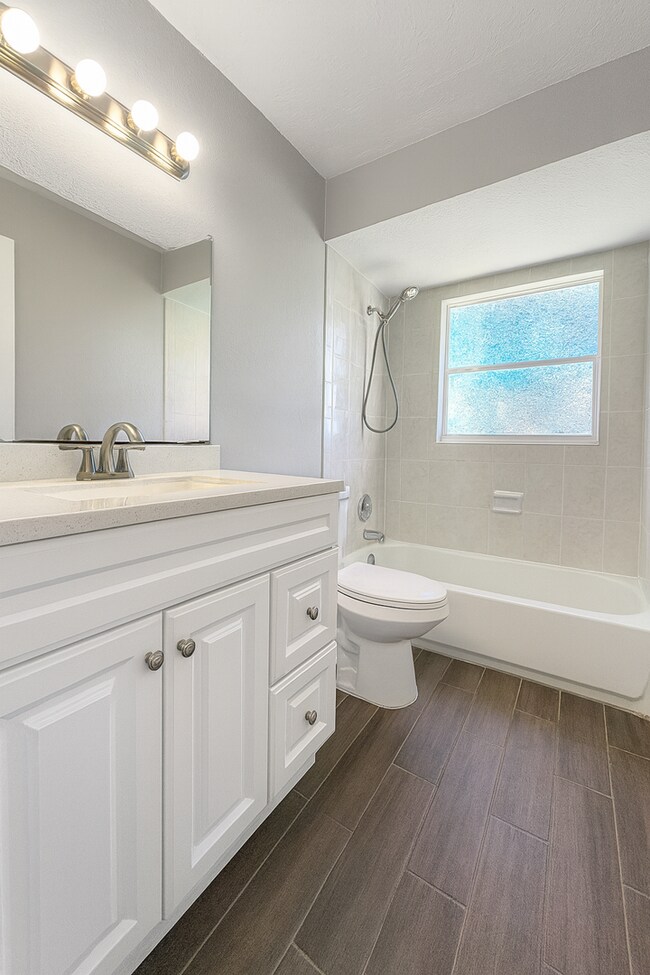 Building Photo - 5476/5478 Ave C