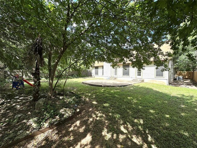 Building Photo - 7903 Tiger Eye Cove