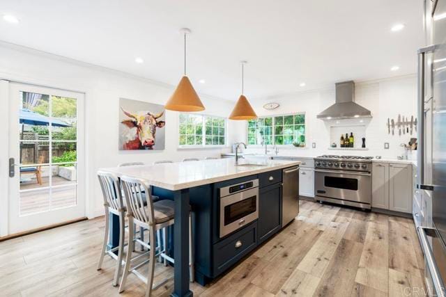 Building Photo - 561 N Rios Ave