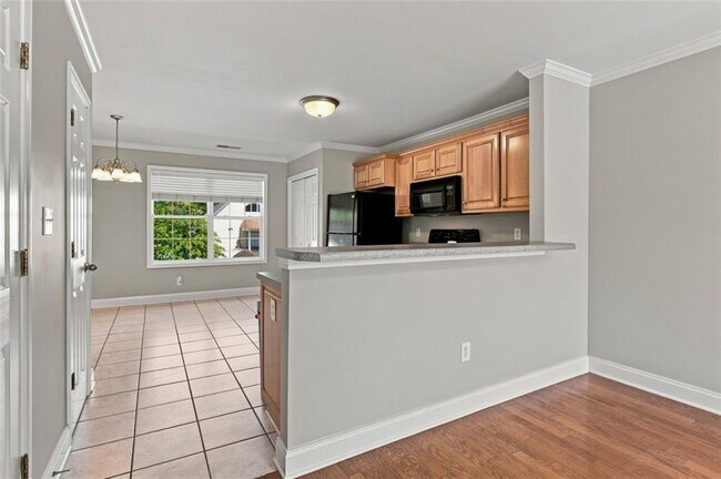 Building Photo - 105 Whitehead Rd