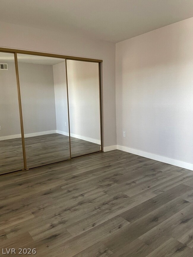 Building Photo - 5055 W Hacienda Ave