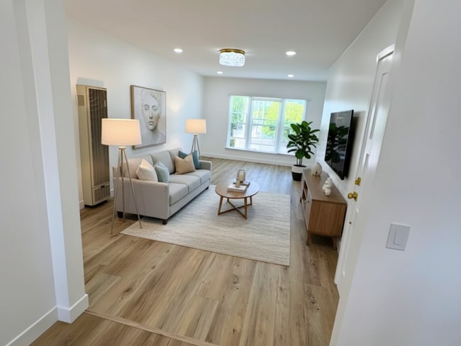 Building Photo - $1,000 Move-In Credit | Modern 2-Bed Oasis...