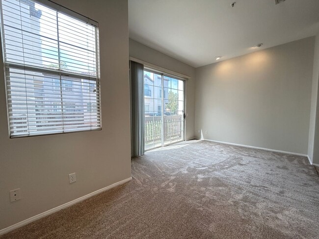 Building Photo - 2834 Ballesteros Ln