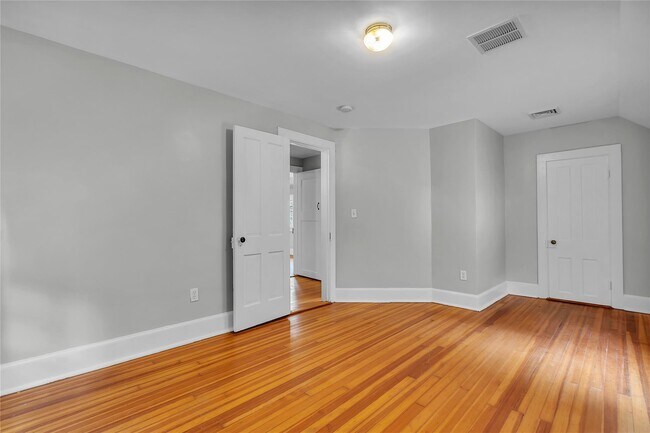 Building Photo - 115 Turk Hill Rd