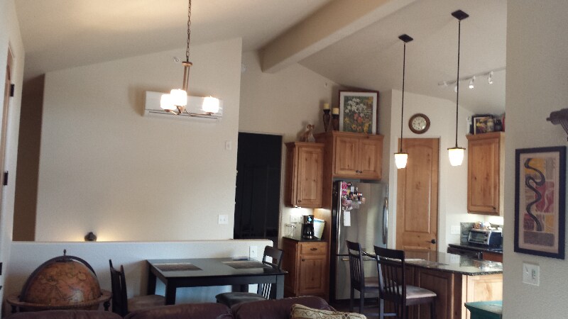 Building Photo - 375 E 13th St