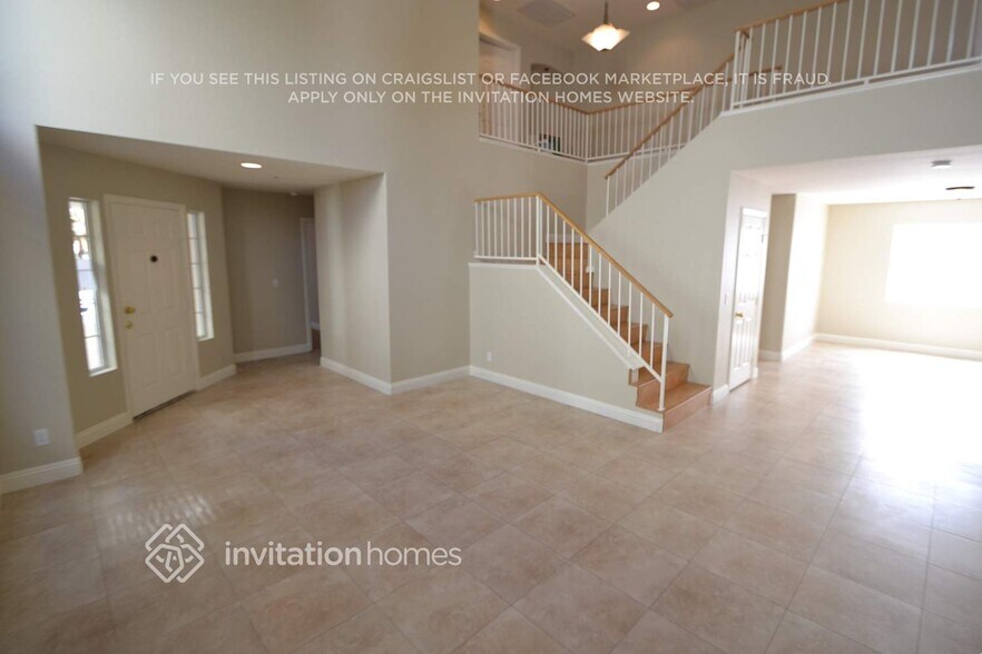 Building Photo - 9348 Deer Lodge Ln