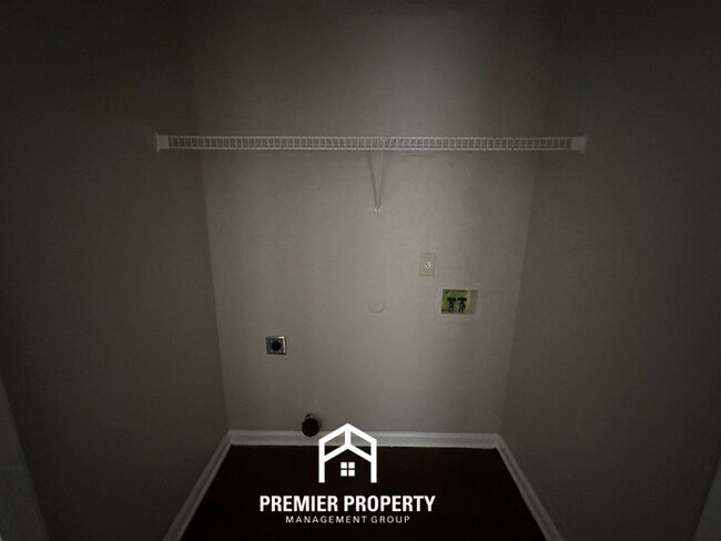 Building Photo - 10140 Cameron Ridge TR