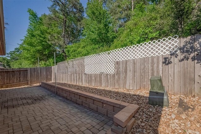 Building Photo - 25134 Alina Ln