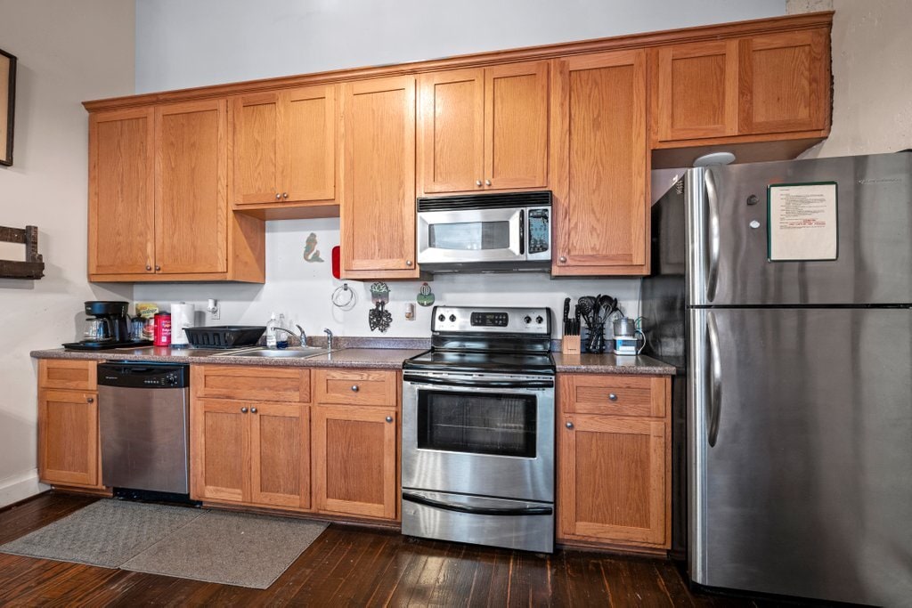 Stainless Steel Applicamces - 202 E San Antonio St