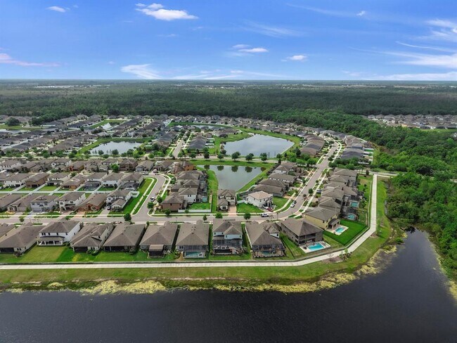 Building Photo - 12845 Satin Lily Dr