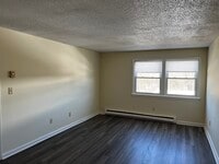 Building Photo - 250 Spring Cir